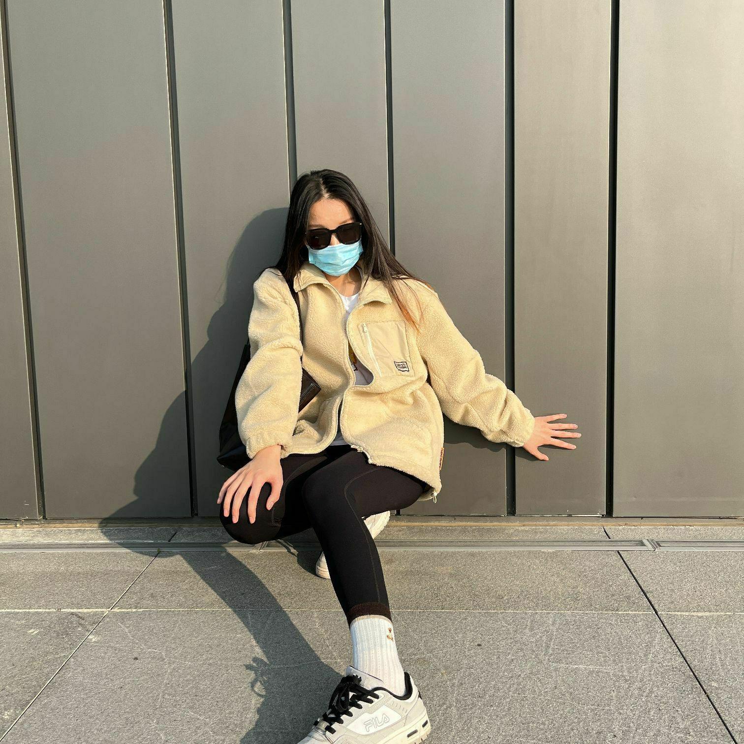 安踏休闲款加绒立领夹克